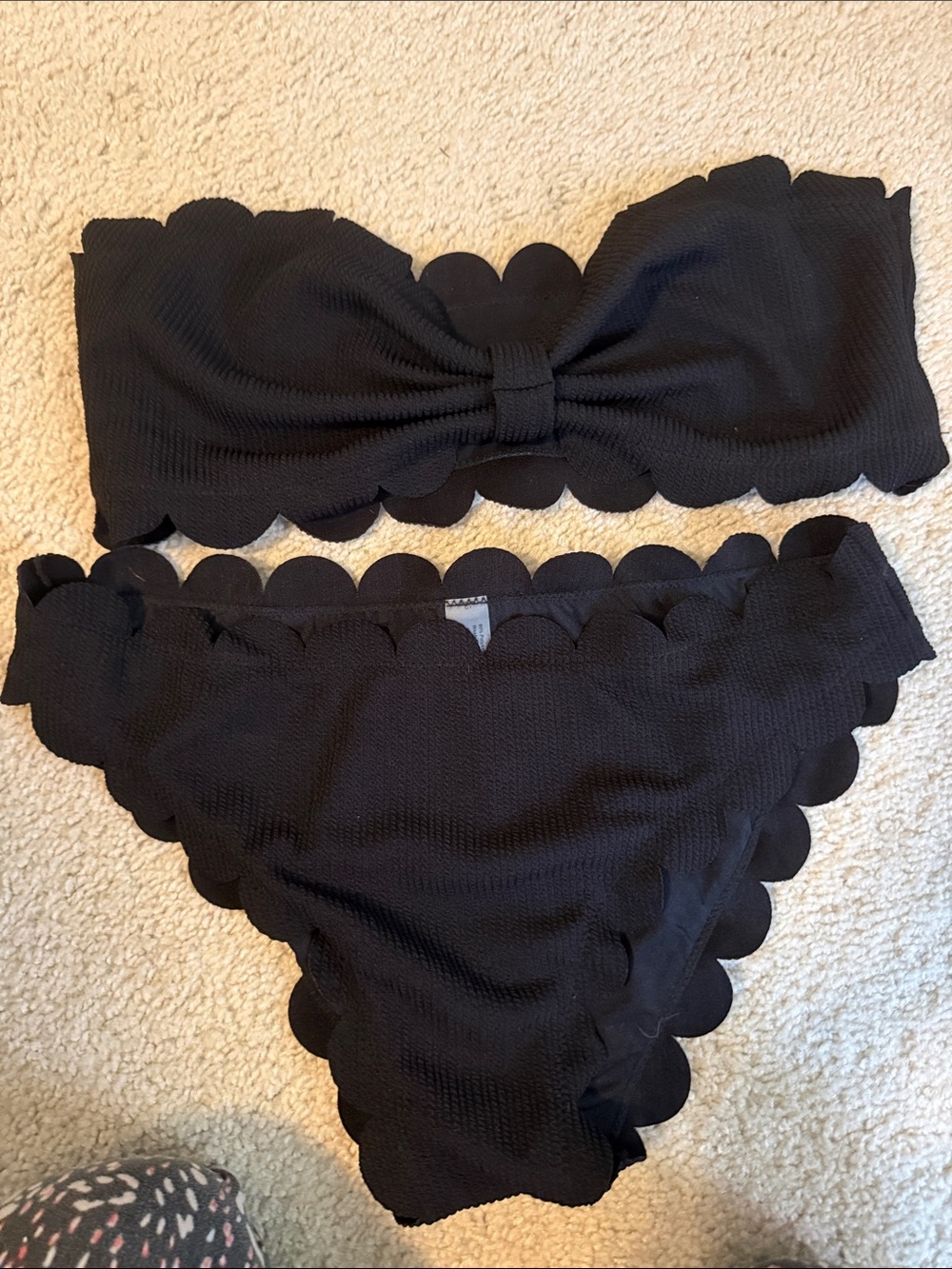 SHEIN Black Scalloped Bandeau Bikini Set